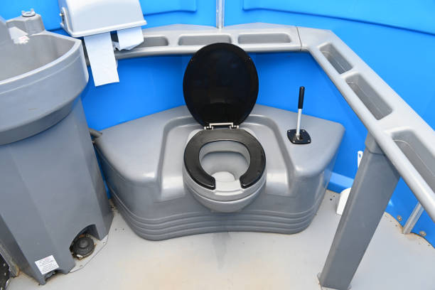 Professional porta potty rental in Lake Holm, WA